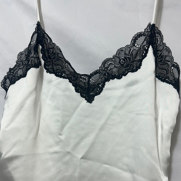 Zara White and Black Lace Bodysuit - Picture 4 of 9